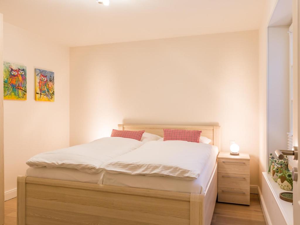 Luxuriöse Doppelhaushälfte Mit Terrasse, Kamin Und Wlan In Bester Lage *