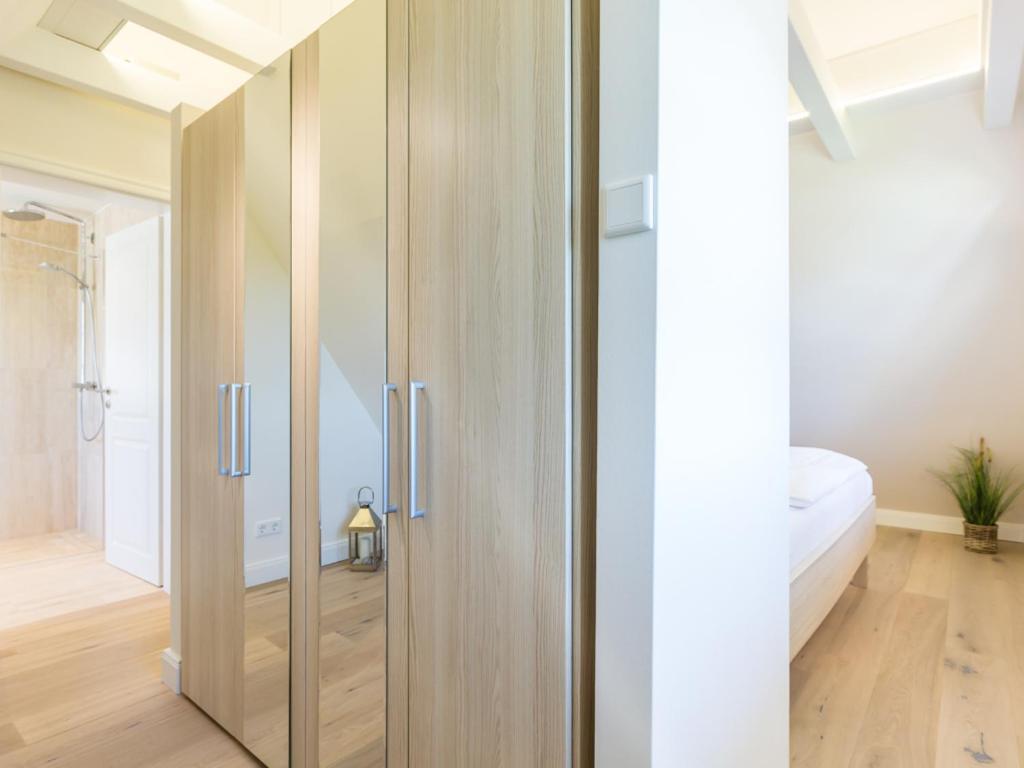 Luxuriöse Doppelhaushälfte Mit Terrasse, Kamin Und Wlan In Bester Lage Ferienhaus
