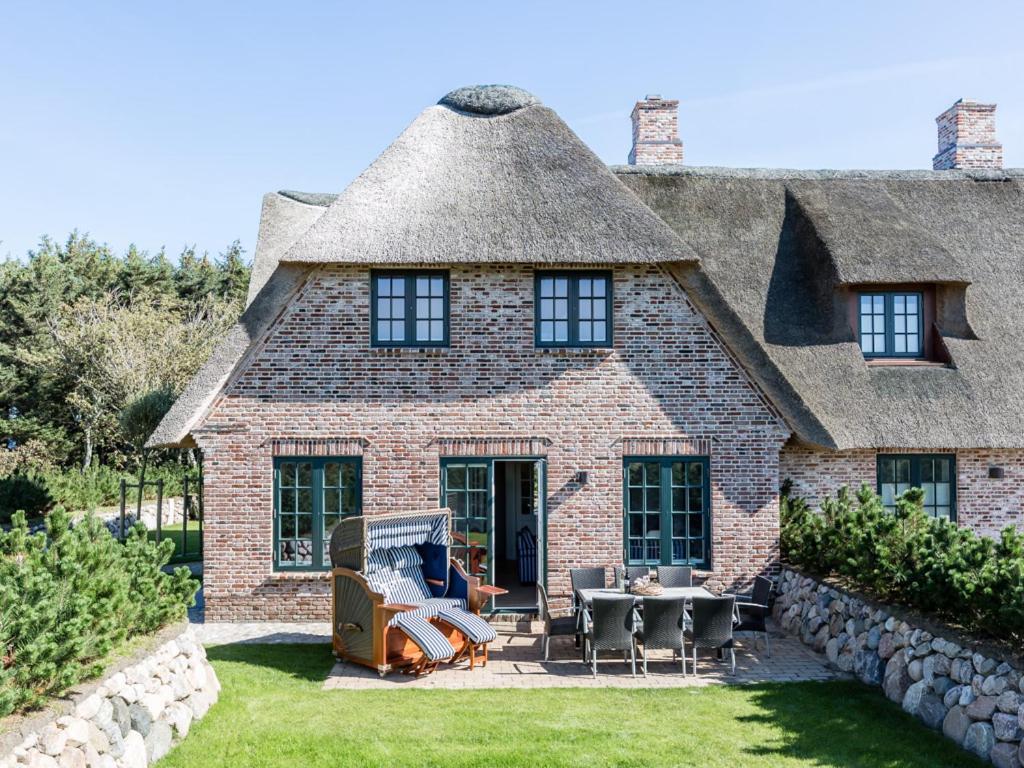 Luxuriöse Doppelhaushälfte Mit Terrasse, Kamin Und Wlan In Bester Lage Ferienhaus *