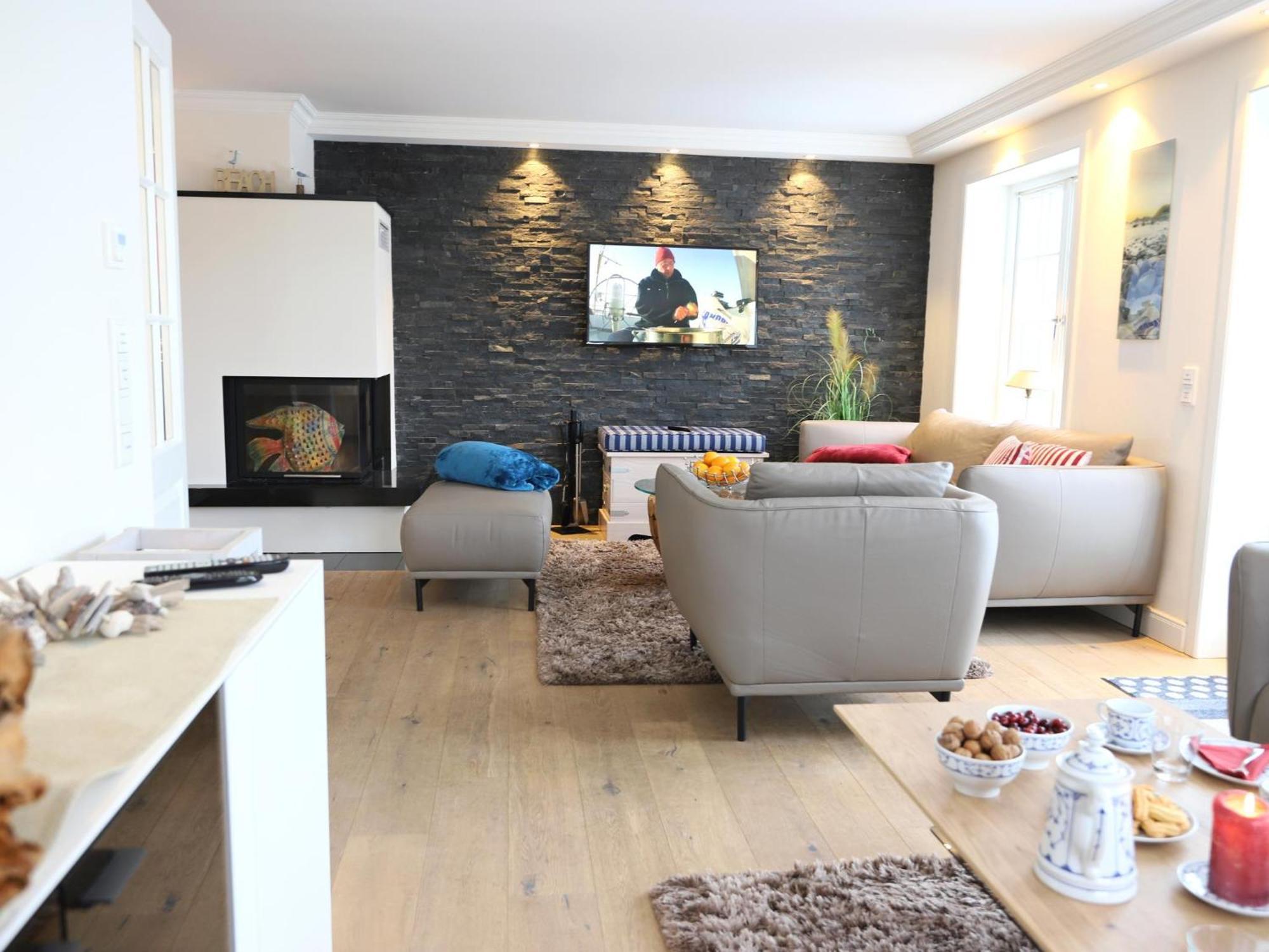 Luxuriöse Doppelhaushälfte Mit Terrasse, Kamin Und Wlan In Bester Lage Wenningstedt-Braderup