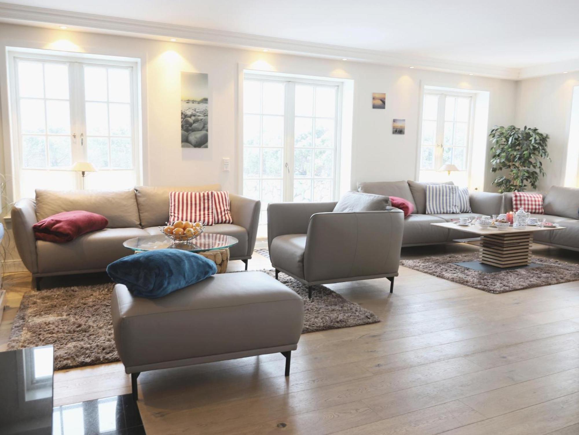 Luxuriöse Doppelhaushälfte Mit Terrasse, Kamin Und Wlan In Bester Lage * Wenningstedt-Braderup